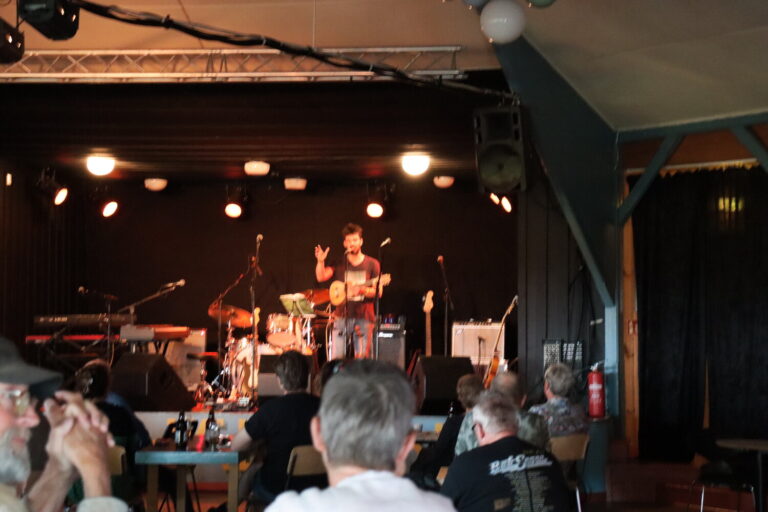 Read more about the article Les road trips en ukulélé de Ben – EN LIVE !