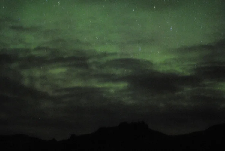 Read more about the article Aurores boréales – Route d&rsquo;Öxi, Islande